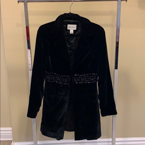 Elegant black jacket - Picture 2 of 2